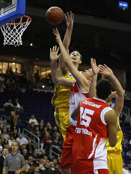 亚洲杯和世 亚洲杯和世