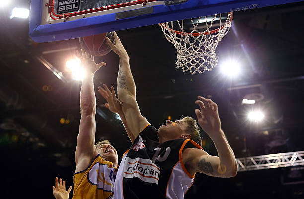 但他们必须 但他们必须