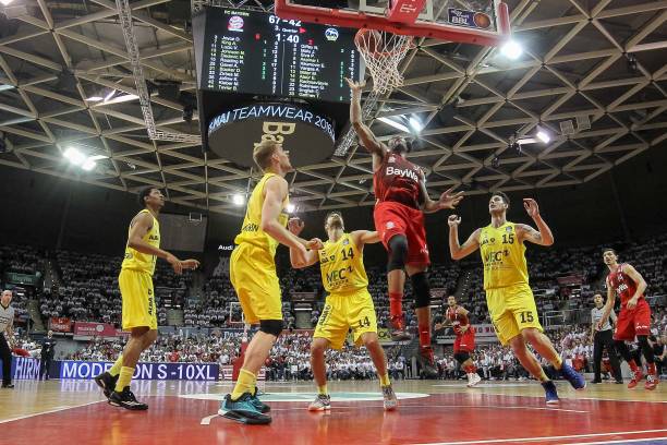 甲背景分析 甲背景分析